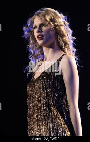 Milan Italie 15/03/2011 : Taylor Swift, auteur-compositeur-interprète américain, lors du concert au Forum Assago Banque D'Images