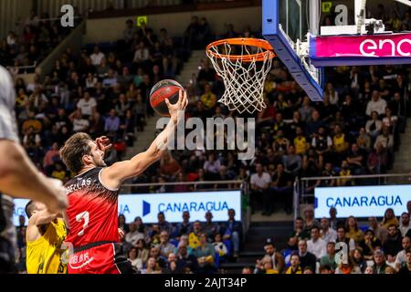 San Cristobal de La Laguna, Espagne. 05Th Jan, 2020. Tomas Bellas, # 7 de Montakit Fuenlabrada en action au cours de la Liga ACB 2019/2020 Saison régulière Endesa 16 Ronde match entre l'Iberostar Tenerife et Montakit à Fuenlabrada Pabellón Santiago Martín, San Cristobal de La Laguna - Tenerife. (Score final ; Ibèrostar Montakit - Fuenlabrada 74-63) (photo de Davide Di Lalla/Pacific Press) Credit : Pacific Press Agency/Alamy Live News Banque D'Images