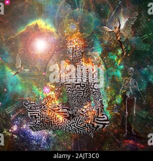 Le surréalisme. La figure de l'homme avec motif labyrinthe dans lotus de poser dans les flammes. Les hommes avec des ailes représente des anges. Squelette symbolise la mort. Le rendu 3D Banque D'Images