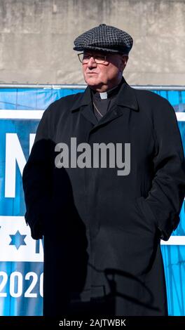 Brooklyn, NY, USA - 01/05/2020 : le Cardinal Dolan s'occupe pas de la haine. Aucune peur. Marche de solidarité à Columbus Park, Cadman Plaza Banque D'Images