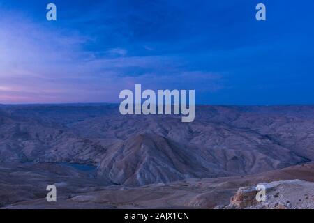 Wadi al Hasa, superbe vue de la vallée, dans la matinée, Kings Highway, route 35, Karak, terre haute, Jordanie, Moyen-Orient, Asie Banque D'Images