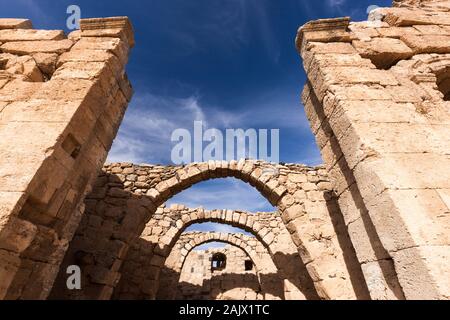 Al-Rabba ruines romaines et Byzantines, Rabba, Kings Highway, route 35, route historique sur le terrain élevé, Jordanie, Moyen-Orient, Asie Banque D'Images