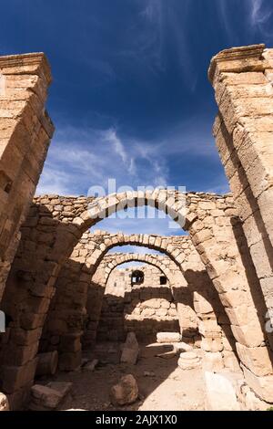 Al-Rabba ruines romaines et Byzantines, Rabba, Kings Highway, route 35, route historique sur le terrain élevé, Jordanie, Moyen-Orient, Asie Banque D'Images