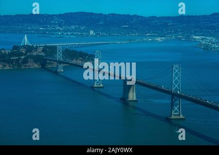 Vue sur le pont de la baie de San Francisco Banque D'Images
