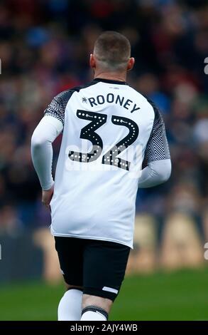 Londres, ANGLETERRE - 05 janvier : Derby County's Wayne Rooney les salaires sont payés par les sponsors 32 ROUGE pendant Unis FA Cup troisième ronde match entre Crystal Banque D'Images