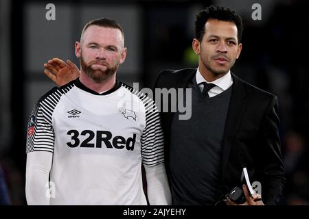 Wayne Rooney (L) de Derby County et spécialiste de l'entraîneur de l'équipe première, Liam Rosenior (R) - Crystal Palace v Derby County, l'Unis FA Cup troisième ronde, Selhurst Park, Londres - 5 janvier 2020 Editorial N'utilisez que des restrictions s'appliquent - DataCo Banque D'Images