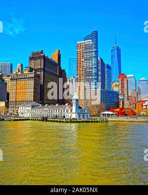 Battery Park Pier A dans le Lower Manhattan à New York reflex Banque D'Images