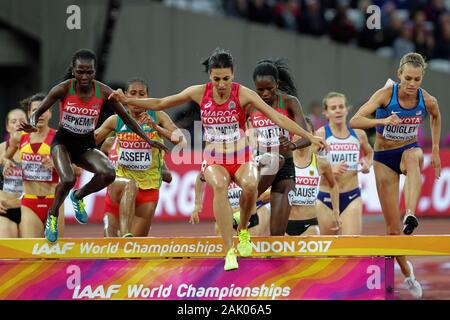 Gesa Felicitas Krause (Allemagne) ,Sofia Assefa (pastille), Fadwa Sidi Madane (Maroc) ,Pureté Kirui (Kenya), Colleen Quigley (USA) et Hyvin Kiyeng Jepkemoi (Kenya) lors de la 1ère chauffe 3000 m Steeple Femmes de l'IAAF Championnats du monde d'athlétisme le 6 août 201e au stade olympique à Londres, Grande-Bretagne Photo Laurent Lairys / DPPI Banque D'Images