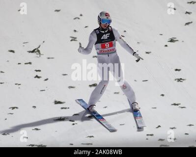 Bischofshofen, Autriche. 08Th Jan, 2020. Ski nordique/saut à ski : Coupe du monde, tournoi de quatre collines, Big Hill, hommes, 2ème course. Cavalier de ski de Norvège, réagit après l'atterrissage. Crédit : Daniel Karmann/dpa/Alamy Live News Banque D'Images