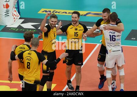 Pérouse, Italie. 6 janvier, 2020. pge skra belchatow celebratesduring Test Match - Sir Safety Pérouse Conad vs Skra Belchatow, volley-ball test Match à Pérouse, Italie, 06 janvier 2020 - LPS/Loris Cerquiglini crédit : Loris Cerquiglini/LPS/ZUMA/Alamy Fil Live News Banque D'Images