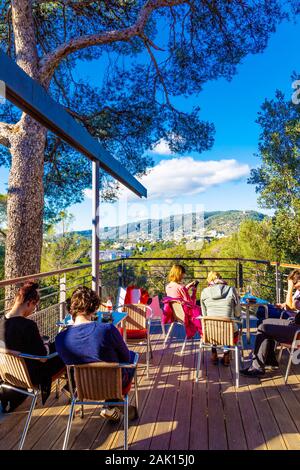 Café avec terrasse panoramique à Castell de Bellver à Palma, Majorque, Espagne Banque D'Images