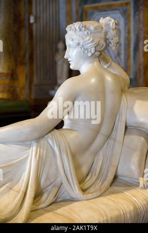 Art italien, Paolina Borghese Bonaparte, statue de marbre Pauline Bonaparte par Antonio Canova, salle de Paolina, Galleria Borghese Museum, Rome, Italie Banque D'Images