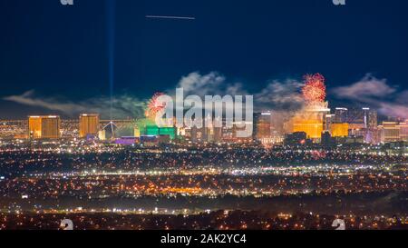 Las Vegas, JAN 1 : Nuit d'artifice de la Saint-Sylvestre le Jan 1, 2020 à Las Vegas, Nevada Banque D'Images