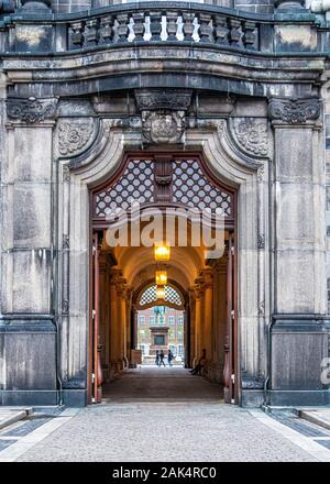 Logement Christiansborg Palace sur l'île de Slotsholmen, Copenhague, Danemark. Cour intérieure détail Banque D'Images