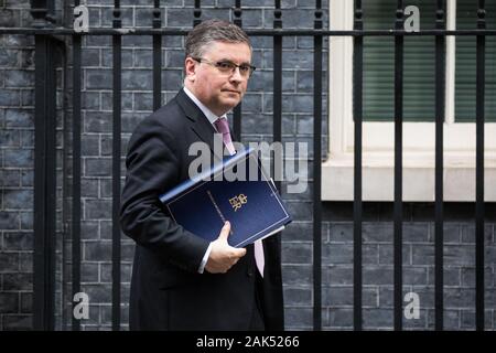 Londres, Royaume-Uni. 7 janvier, 2020. Robert Buckland QC, Lord chancelier et secrétaire d'Etat à la justice, feuilles 10, Downing Street, à la suite d'une réunion du Cabinet. Credit : Mark Kerrison/Alamy Live News Banque D'Images