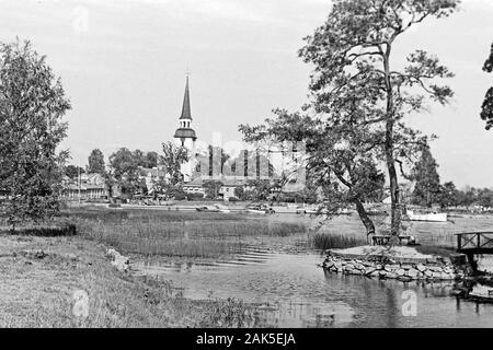 Blick auf Mariefred von Schloss Gripsholm aus, 1969. Mariefred vus de Gripsholm Castle, 1969. Banque D'Images