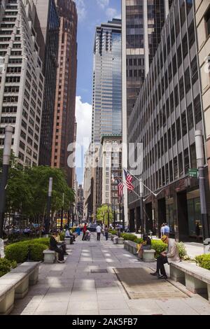 Stadtbezirk Manhattan/centre-ville : Blick in die Wall Street, New York | utilisée dans le monde entier Banque D'Images