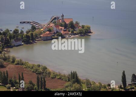 Wasserburg : Zeppelin-Rundflug, Blick auf die Halbinsel mit St Georg, Bodensee | utilisée dans le monde entier Banque D'Images