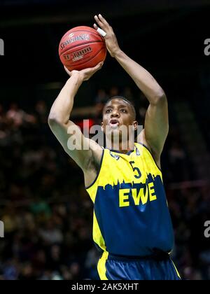 Braunschweig, Allemagne, le 30 décembre 2019 : Justin Sears de EWE Oldenbourg Panier en action pendant le match de Bundesliga Basketball BBL Banque D'Images