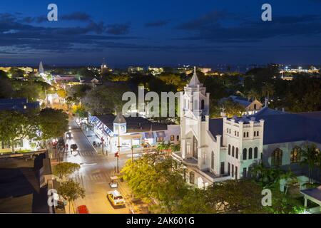 Key West : St. Paul's Episcopal Church in der Duval Street, New York | conditions dans le monde entier Banque D'Images