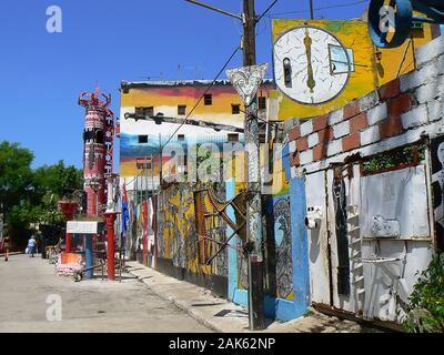 Des œuvres d'art de rue vibrantes à la Havane, Cuba Banque D'Images