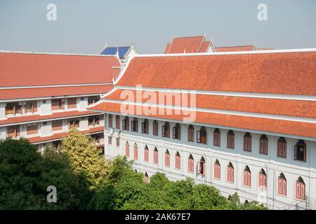 Le temple Wat Pak Nam à Thonburi, près de la ville de Bangkok en Thaïlande en Asie Southest. Thaïlande, Bangkok, novembre, 2019 Banque D'Images