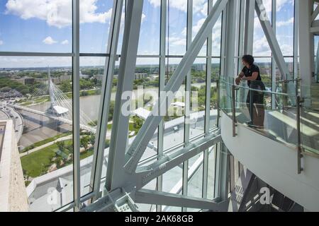 Winnipeg, Manitoba : musée canadien pour les droits de l'homme, Bick von der Spitze des glaesernen Turms, Kanada Westen | conditions dans le monde entier Banque D'Images