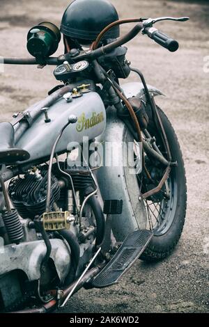 1928 Indian 101 moto Scout à un Prescott Hill Climb événement. Le Gloucestershire, Angleterre. Vintage filtre appliqué Banque D'Images