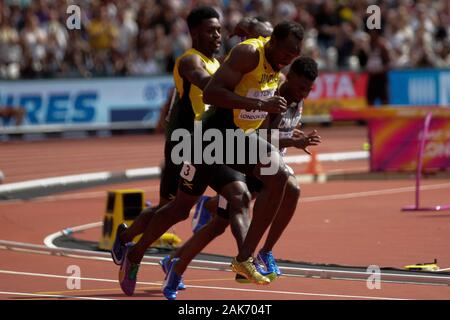 Usain Bolt et Michael Campbell (Jamaique) lors de la 2e chauffe Relais 4x100m hommes à l'IAAF Championnats du monde d'athlétisme le 6 août 201e au stade olympique à Londres, Grande-Bretagne Photo Laurent Lairys / DPPI Banque D'Images