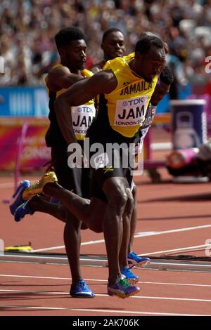 Usain Bolt et Michael Campbell (Jamaique) lors de la 2e chauffe Relais 4x100m hommes à l'IAAF Championnats du monde d'athlétisme le 6 août 201e au stade olympique à Londres, Grande-Bretagne Photo Laurent Lairys / DPPI Banque D'Images