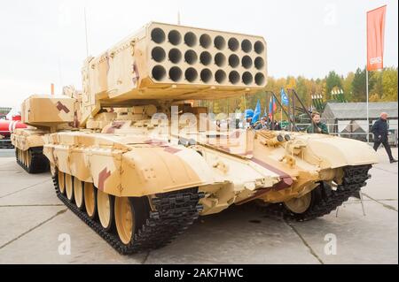 Système TOS-1 A à jets d'incendie lourds. Russie Banque D'Images
