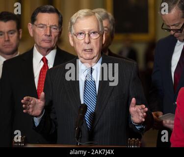 Washington, DC, USA. Jan 7, 2020. 7 janvier 2020 - Washington, DC, United States : Sénateur américain MITCH MCCONNELL (R-KY) s'exprimant lors de la conférence de presse du caucus du Sénat républicain. Crédit : Michael Brochstein/ZUMA/Alamy Fil Live News Banque D'Images