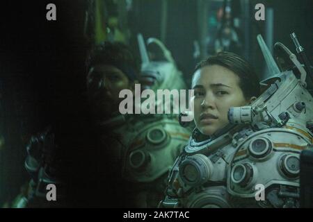 DATE DE SORTIE : Janvier 10, 2020 Title : Sous-marin STUDIO : 20th Century Fox Réalisateur : William Eubank PLOT : Une équipe de chercheurs aquatiques fonctionnent pour obtenir de la sécurité après un tremblement de terre ravage leur laboratoire souterrain. Mais l'équipage n'a plus que l'océan des fonds marins à la peur. Avec : JESSICA HENWICK comme Emily. (Crédit Image : © Twentieth Century Fox/photos) Banque D'Images
