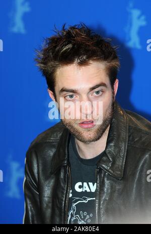 16 février 2018 - Berlin Robert Pattinson assiste à l'Damsen photocall au cours de la Berlinale. Banque D'Images