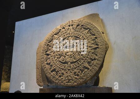 Aztekenkalender Piedra del Sol, Nationalmuseum Museo Nacional de Antropologia, Mexico City, Mexique Banque D'Images