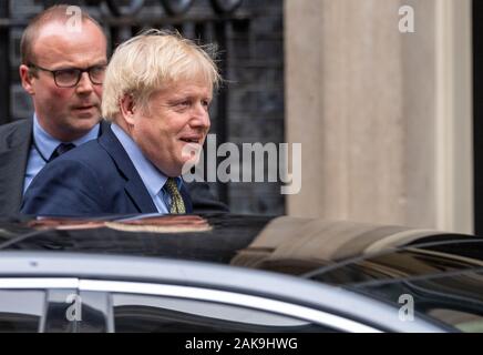 London UK 8 janvier 2020, Boris Johnson MP PC Premier ministre laisse 10 Downing Street pour les premiers ministres, l'heure des questions de crédit Londres Ian Davidson/Alamy Live News Banque D'Images