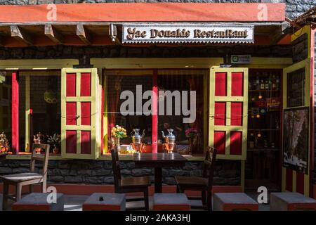 Yac Donalds célèbre restaurant et hôtel à Kagbeni village, la porte de la Mustang Mustang , district, le Népal. Banque D'Images