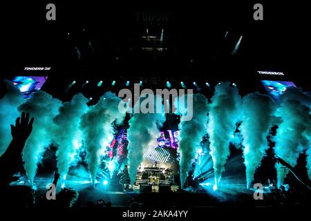 Odense, Danemark. Juin 27th, 2019. L'American DJ duo Le Chainsmokers effectue un spectacle en direct au cours de la Danish music festival poudrière 2019 à Odense. (Photo crédit : Lasse Lagoni Gonzales - Photo). Banque D'Images