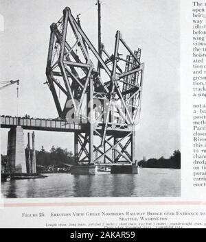 Le Strauss Bascule Bridge Company, Inc., ingénieurs et concepteurs de tourillon, bascule et ponts ascenseur direct. . Surate la grande idée de l'importance de tradi-ce pont. Il a déjà été fait mention de themethod d'érection du tourillon de talon en position type theopen pour le C. & N. W. Ry. Anotherexample où la bascule span a été érigée dans la position ouverte est trouvé dans la grande NorthernRy. pont au-dessus de l'entrée du lac lave-tonne Canal à Seattle. Washington, l'illustre inFig. 25. Dans ce cas, il n'était pas nécessaire d'maintainrailway la circulation et il n'était pas particulièrement essentiel maint Banque D'Images