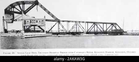 Le Strauss Bascule Bridge Company, Inc., ingénieurs et concepteurs de tourillon, bascule et ponts ascenseur direct. . Les voies le pontier et thetrain opérateur du signal sont situés sous le sameroot comme les moteurs et machines. Un emergencygasoline moteur est également situé dans le machineryhouse pour utilisation dans le cas où l'alimentation électrique interrompue réelle du courantde ou en cas d'accident à l'electricmachinery. En plus de l'électrovanne et motorbrakes freins bande pour l'essence, un enginedrive l'air d'urgence frein-actsdirectly sur chaque béquille d'exploitation, totalement indé-pendants de la mac d'exploitation Banque D'Images