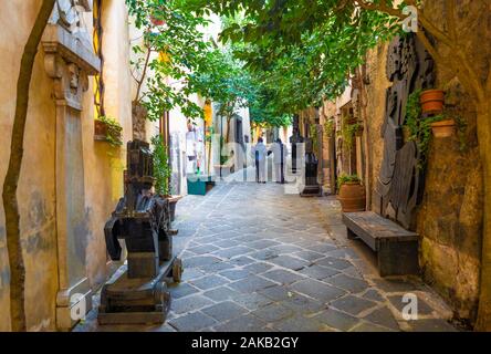 Orvieto (Italie) - la belle ville étrusque et médiévale en pierre de la région Ombrie, avec le centre historique de Nice, 'Pozzo di San Patrizio' bien. Banque D'Images