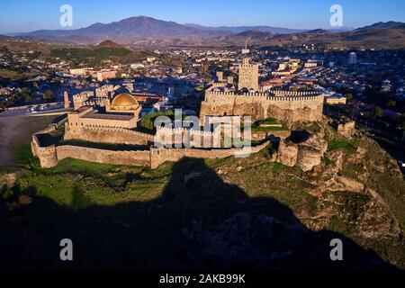 La Géorgie, Caucase, Samtskhé-Djavakhétie, Akhaltsikhe, Rabati château à partir de 9e siècle, vue aérienne Banque D'Images