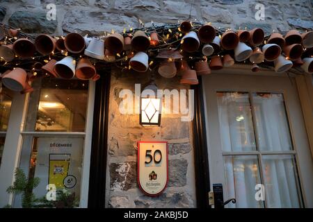 Restaurant le Lapin Saute.quartier petit Champlain avec décoration de Noël.Québec.Québec.Canada Banque D'Images