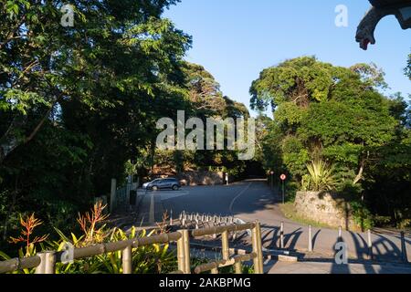 Le parking et l'accès routier à la Vista Chinesa vigie dans la forêt de Tijuca de Rio de Janeiro. Banque D'Images