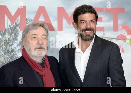 Pierfrancesco Favino et Gianni Amelio participant à la photocall de Hammamet à Rome Banque D'Images