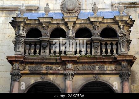 France, Jura, Dole, Collège de l'Arc, le porche de la chapelle datée du 1604 Banque D'Images