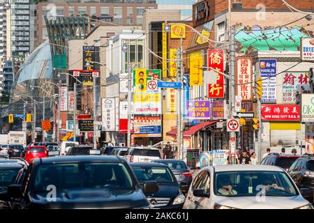 Le Canada, l'Ontario, Toronto, province, rue Dundas et Chinatown Banque D'Images