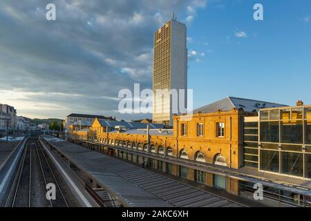 France, Meurthe et Moselle, Nancy, Nancy Ville gare et tour Thiers Banque D'Images