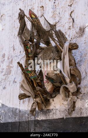 Decrative Éléments de maisons de Kagbeni village, un pont entre Mustang inférieur et supérieur dans la vallée de Kali Gandaki river. Le Népal. Banque D'Images