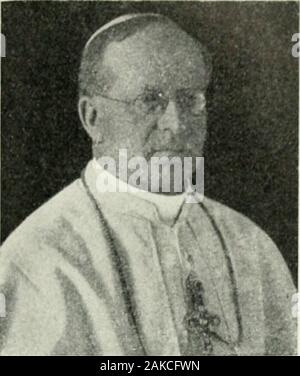 Konversations lexikon bus Bonniers . villoläror,ett antal moderna 1870 fastslogos lärorna ompåvens och och ofelbarhet universal-episkopat se cathedraoch Påve (Ex). 1850 P. lyckatsåterupprätta katolska hade det-episko patet je Angleterre och 1853 j'Hol-terre. - Ö. P. X, G i u s e p a r t eS p o, f. 1835, d. 1914, patriarki 1894 Venedig, kardinal 1S9S påve,1903. P., som var var, enkelbondesläkt av personligt frommen saknade begåvning politisk.betecknade starkframmarsch Hans regering för en ultramontanis-men. Fromhetslivet sökte höjagenom gynnande ordnar av P., vall-färder, avlat o. d. Kurian omorga-n Banque D'Images